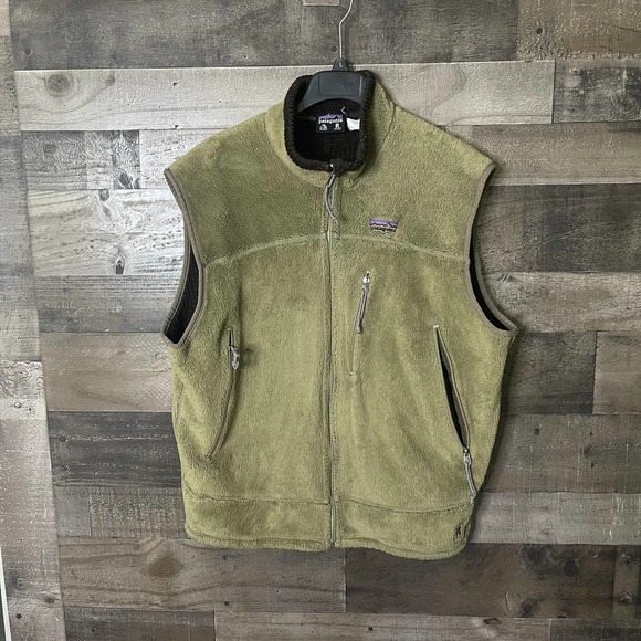 SOLD Patagonia USA Regulator Fleece Vest XL - Picture 1 of 3